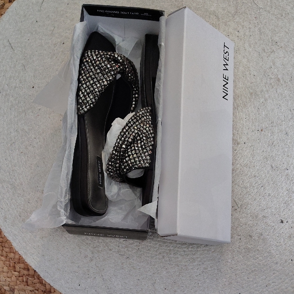 Nine West Black and Silver Elegant Sandals